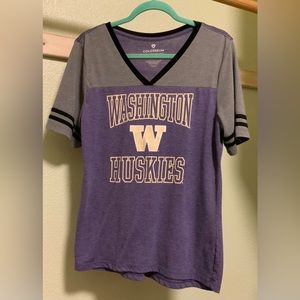 Washington Huskies V-Neck
